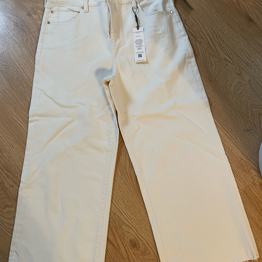 NWT Liverpool Eco Stride Hi-Rise Crop Wide Leg pants size: 14/32